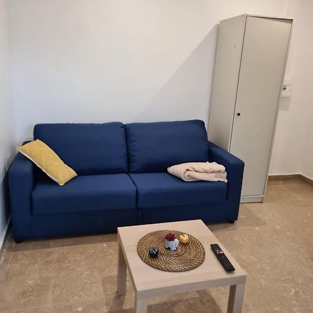 Studio Independant Et Bien Equipe Avec Veranda Commune Neuilly-sur-Marne Zewnętrze zdjęcie