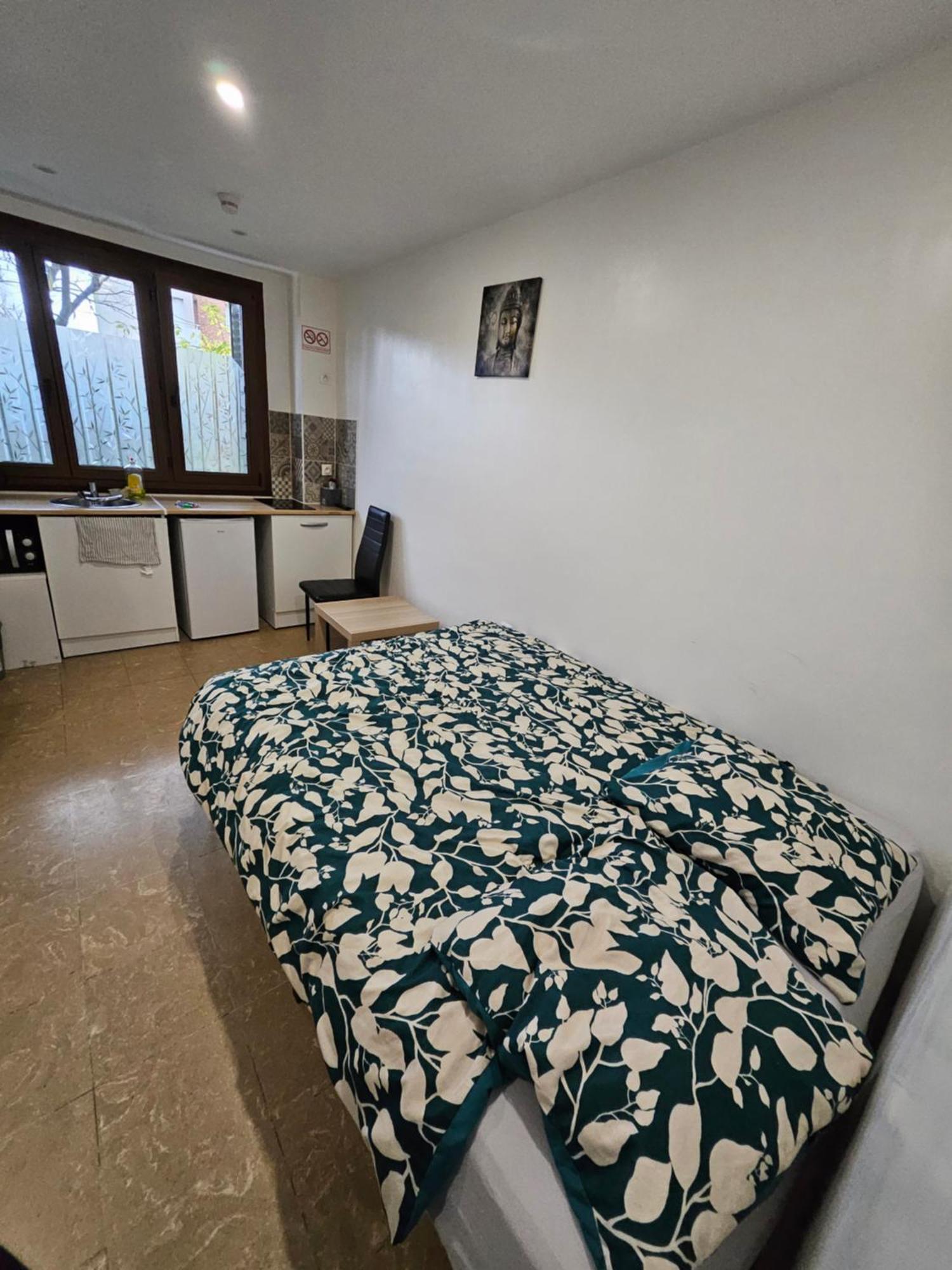 Studio Independant Et Bien Equipe Avec Veranda Commune Neuilly-sur-Marne Zewnętrze zdjęcie